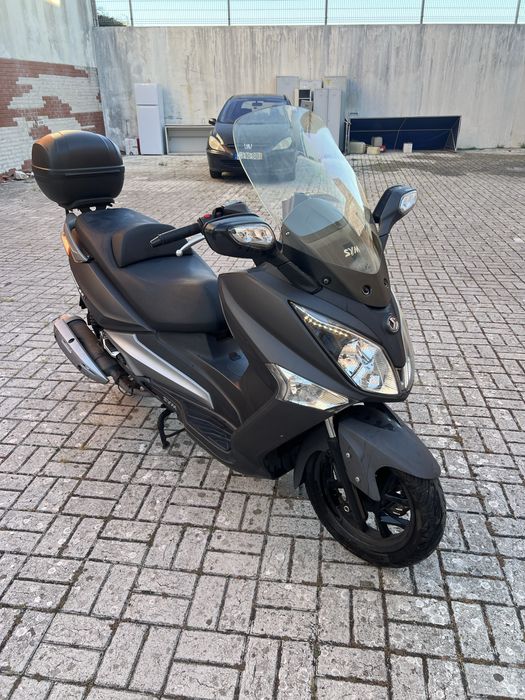 Sym GTS 125 Evo preta