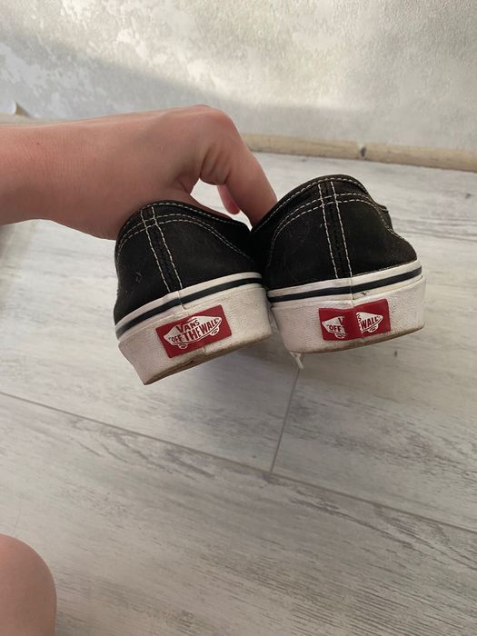 Кеди, сліпони, Vans