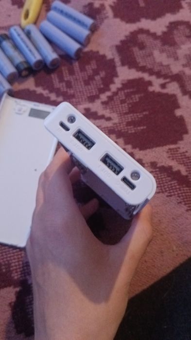 Павербанк на 8 акб