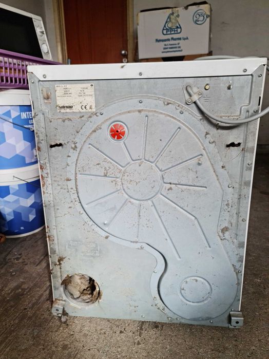 Máquina de secar roupa