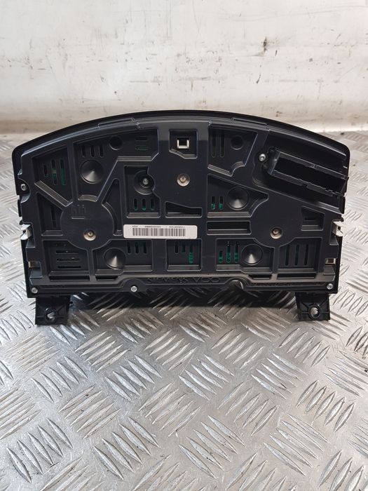 Licznik 13172010 Opel Astra Iii H 1.6 05R- Europa