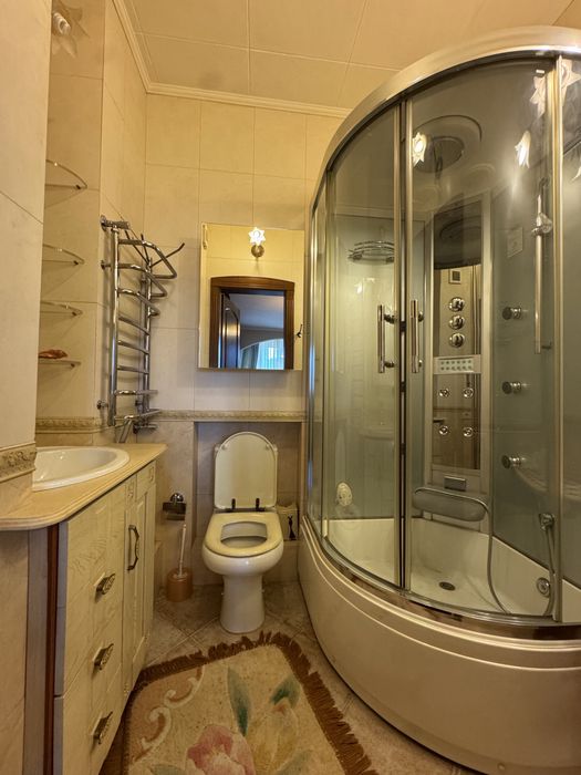 Перша здача ЖК Голосієво вул. Голосіївська 13А чотири кімнати 200м2