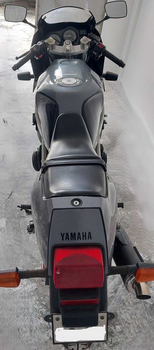 Yamaha FZR 400 | 1990 | Projeto | Restauro