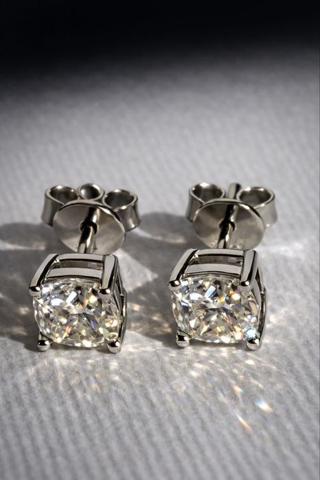Серьги с муассанитами 1 карат  серебро 925