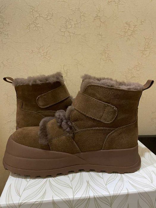 ЗИМОВІ черевики, натуральна замша, 38 повномірні