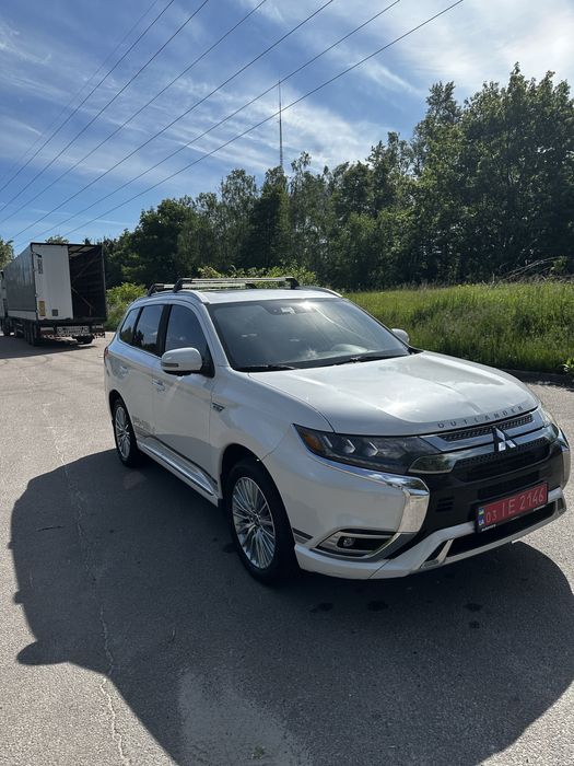 Mitsubishi Outlander PHEV 2019