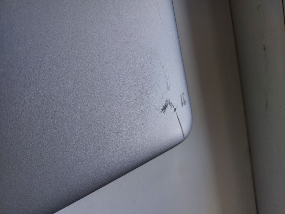 Ноутбук Hp 15.6"Fhd/4 ядра/8гб/ssd/акб 2 години