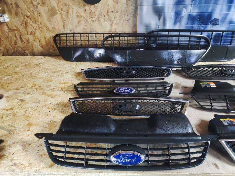 Решітка форд  фокус 2 разборка ford focus 2 c-max