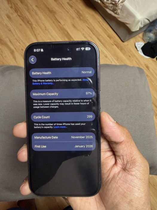 Iphone 17.   256GB