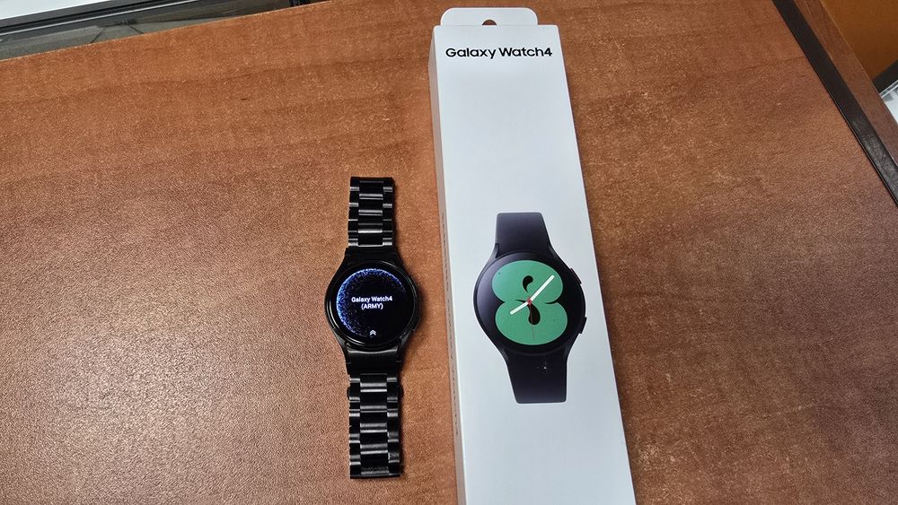 Samsung Galaxy Watch 4 40mm czarny, stan bdb