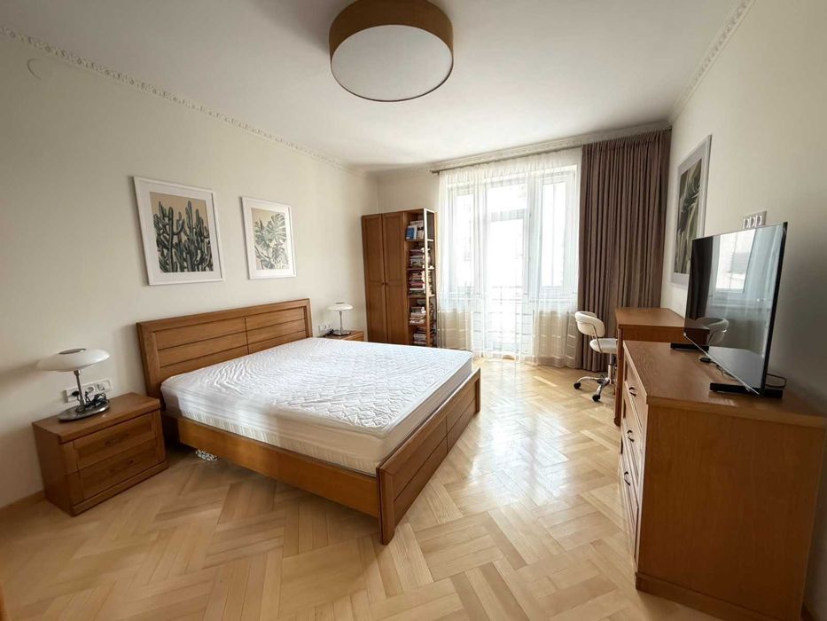 Оренда 3 кім. квартири по вул. Тютюнників