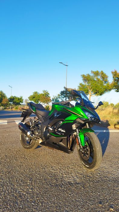 Kawasaki ninja 1100sx SE performance tourer