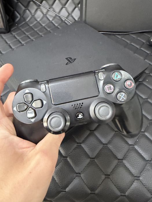 Sony Ps4 slim 500gb/ повний комплект/ все працює/ без зауважень