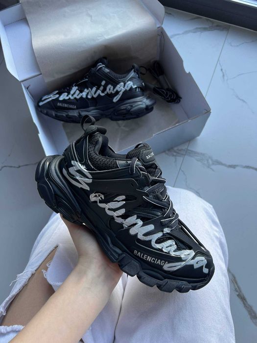 Кроссовки Balenciaga Track 1 Signature Black White ОРИГИНАЛ