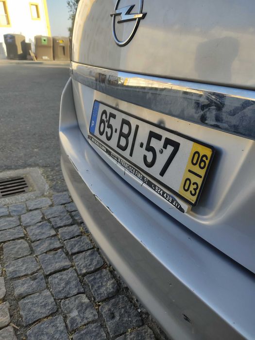 Opel Astra — fotografia 3