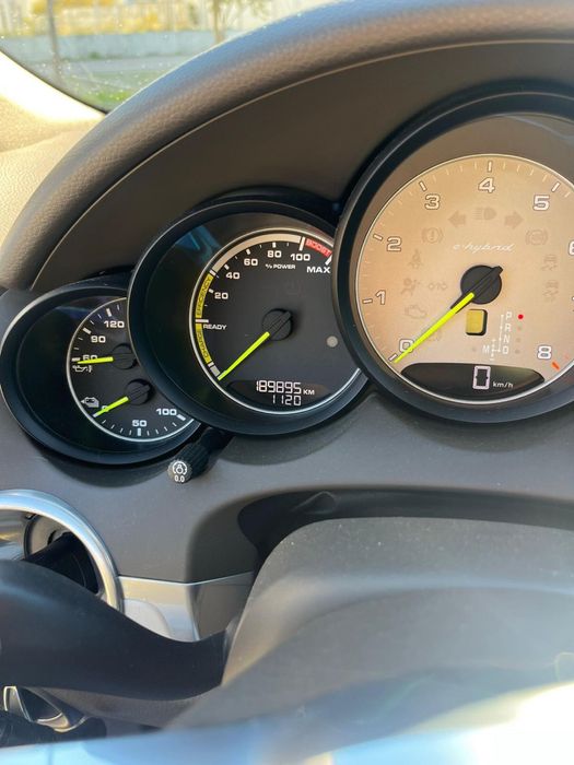 Porsche cayenne hibrido plug in