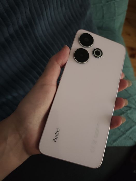 Telemóvel Xiaomi Redmi 13 . 256 gb