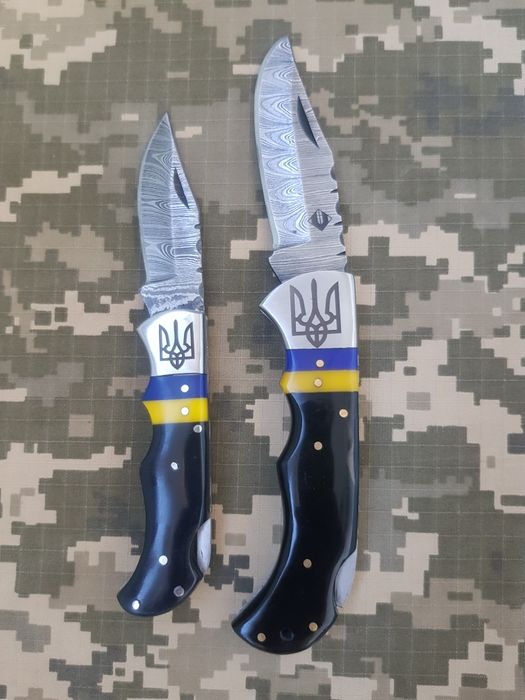Ніж ЗСУ ручної роботи з дамаської сталі