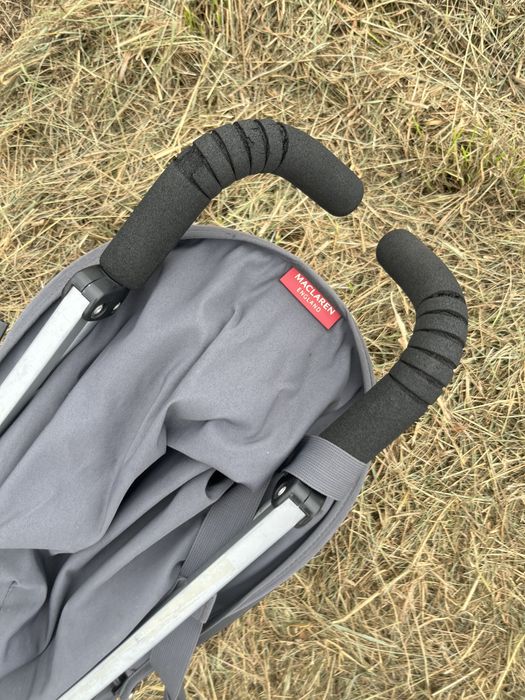 Maclaren Triumph- lekka spacerówka typu „parasolka”.