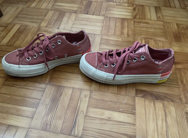 Sapatilhas all star edição limitada magenta com plataforma colorida