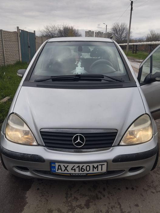 Авто Мерседес бенц