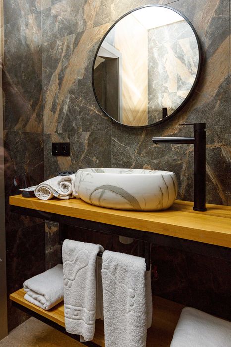 Подобова оренда на Озерній Леся курбаса 19/4