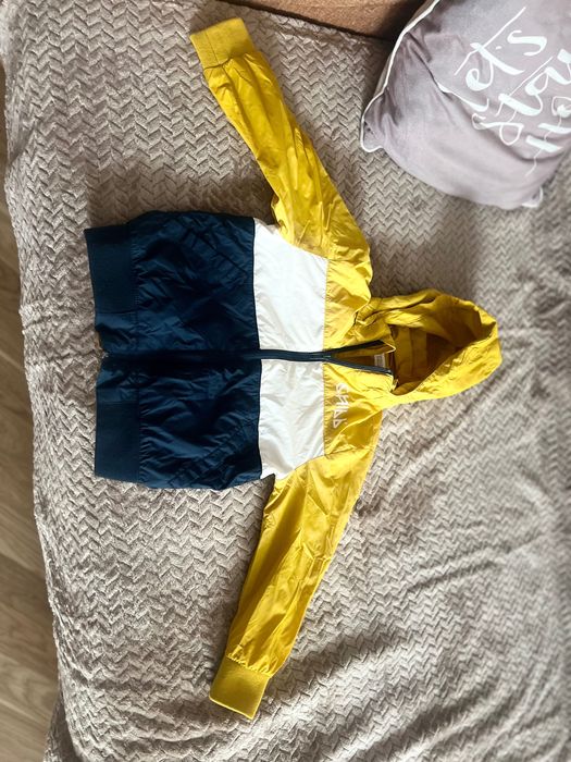 Вітровка,куртка тоненька для хлопчика