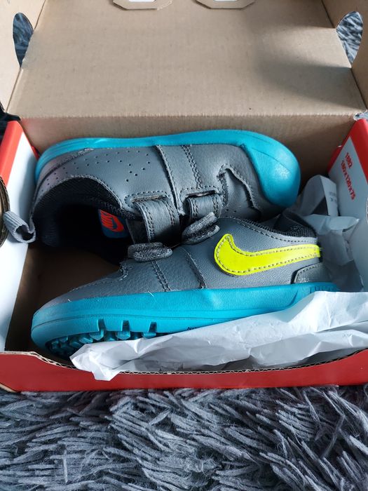 Кроссовки nike.Оригинал.