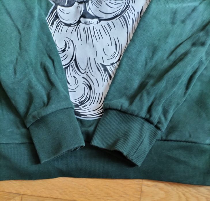 Bluza Reserved 146 mikołaj