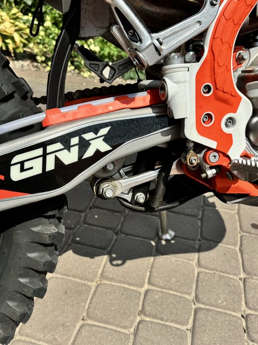 Geon GNX 300nb k16