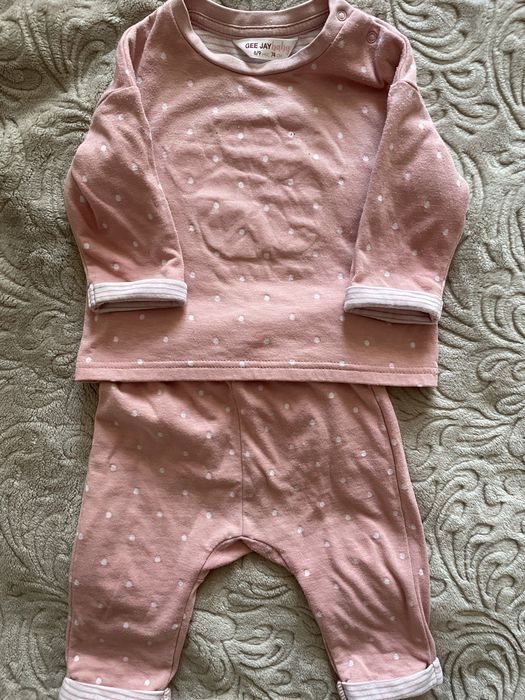 Костюм  9-12місяців