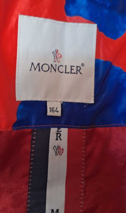 Жилетка "moncler"
