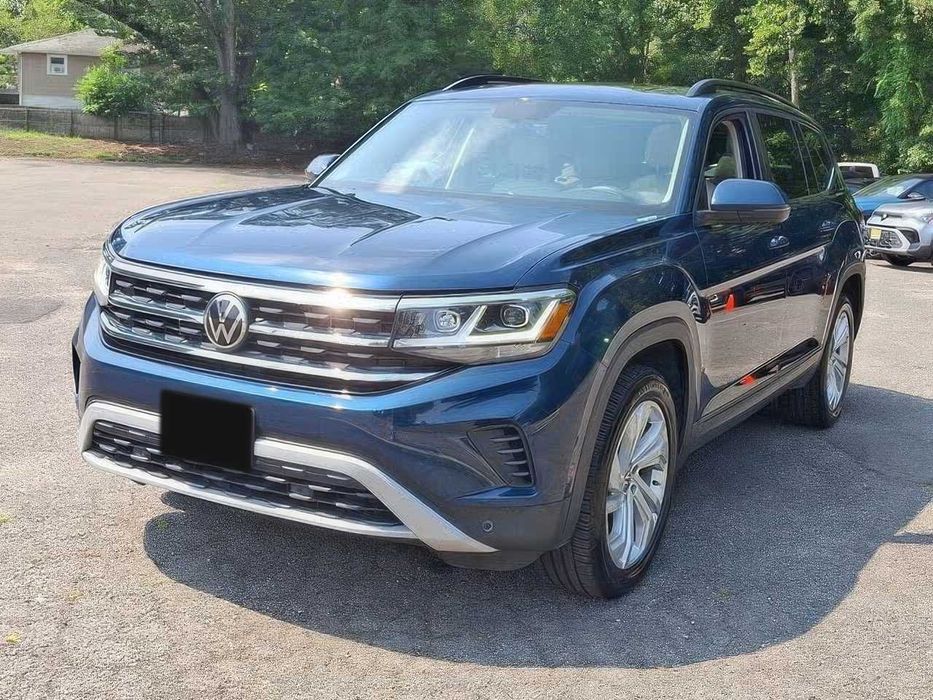 Volkswagen Atlas      2022