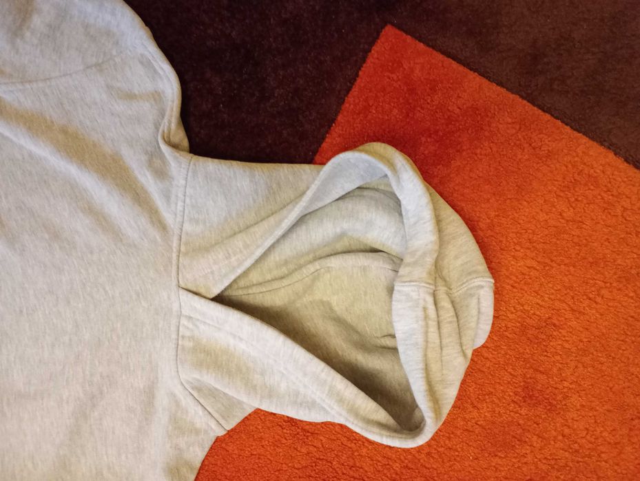 Bluza z dzianiny rozmiar M z kapturem