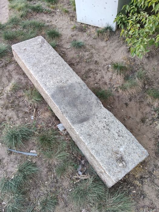 Stopień od schodów granitowy