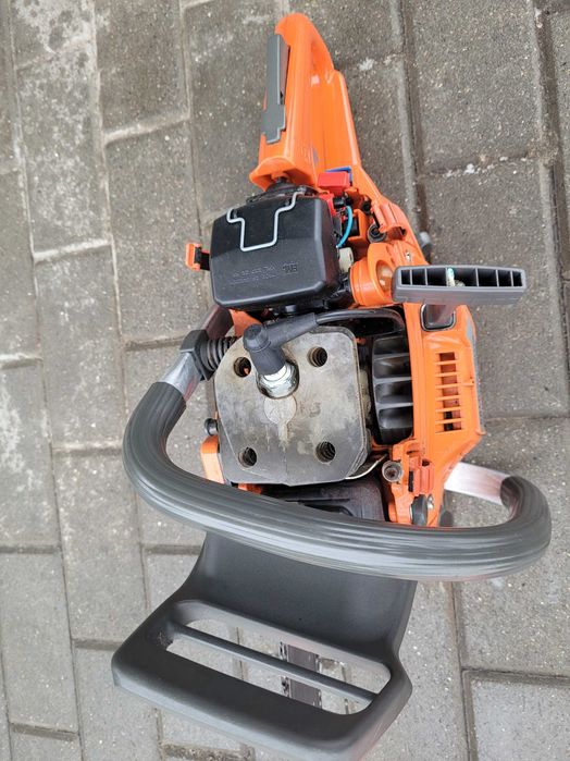 Husqvarna 353 o mocy 3.3KM Zadbana