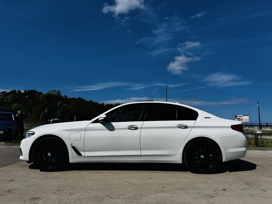BMW 530e IPERFORMANCE Hybryda Plug-in