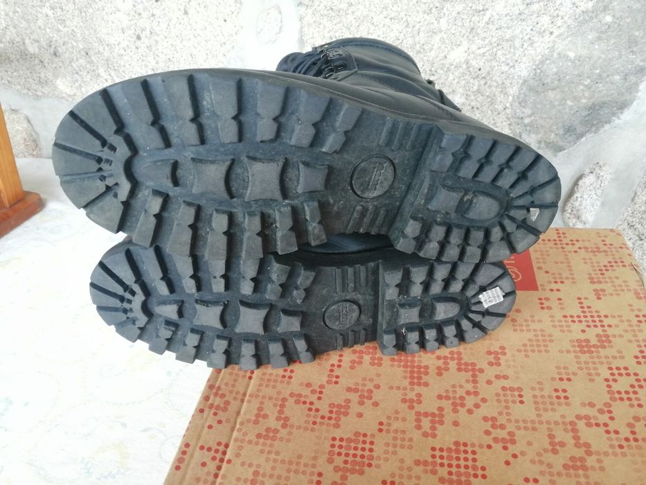 Botas em Pele Gore-Tex - N*44