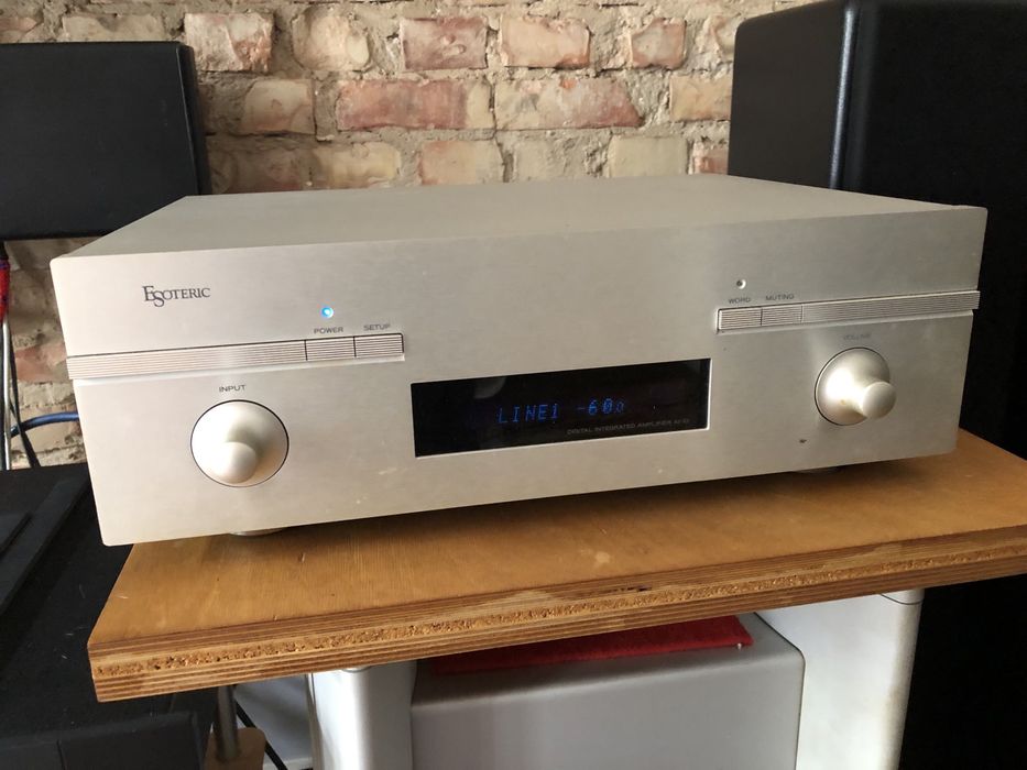 Esoteric AI 10 Wzmacniacz z DAC