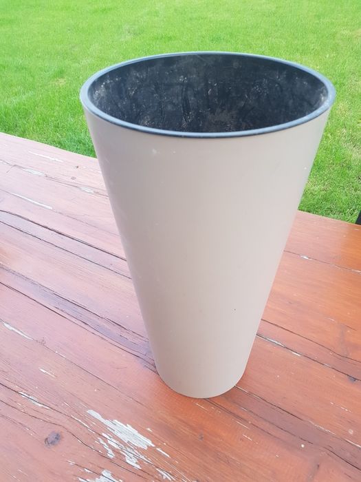 Duża donica  plastikowa