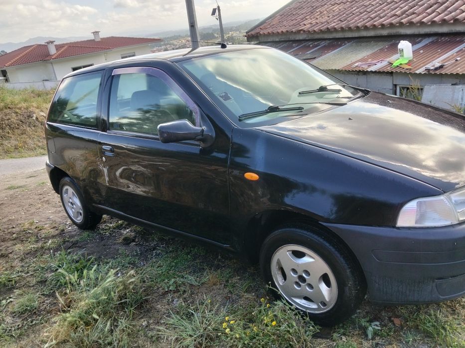 Carro Fiat Punto 55