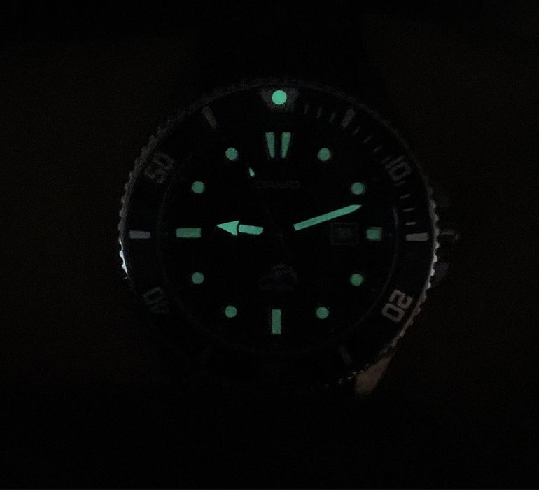 Годинник Casio Duro MDV-106-1A новий оригінал diver's 200M mdv-107