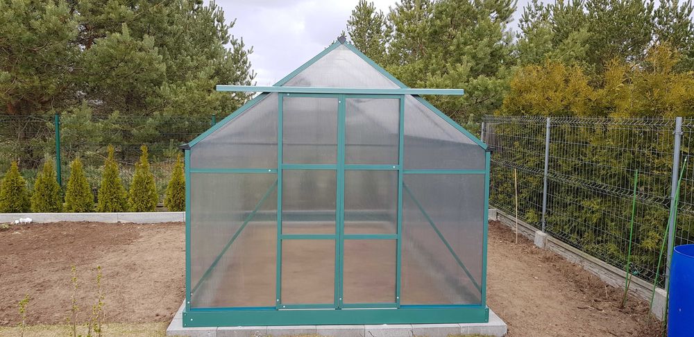 Szklarnia ogrodowa aluminiowa – 9 m2 – Model GARDEN 3