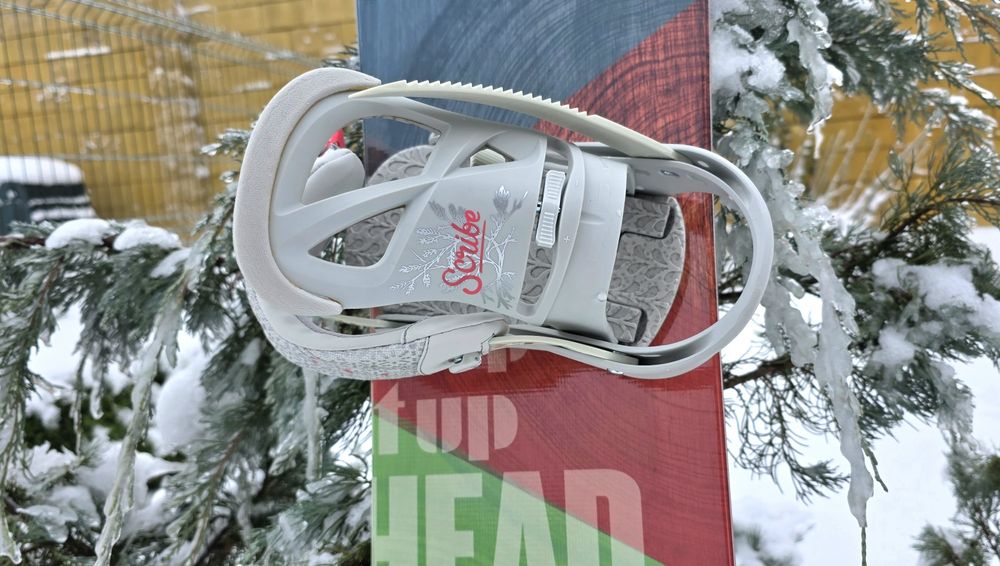 Сноуборд HEAD ROWDY JR 118, з кріпленнями та чохлом.