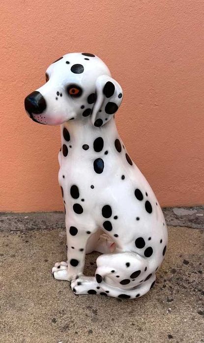cão de louça dálmata em faiança de alcobaça