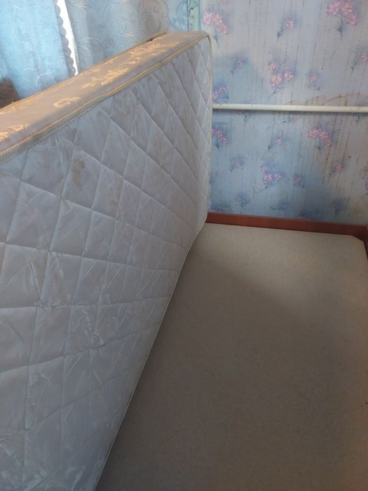 Продам кровать 5000