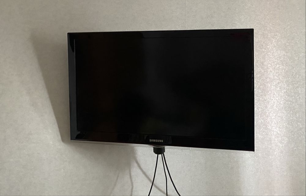 Телевизор samsung