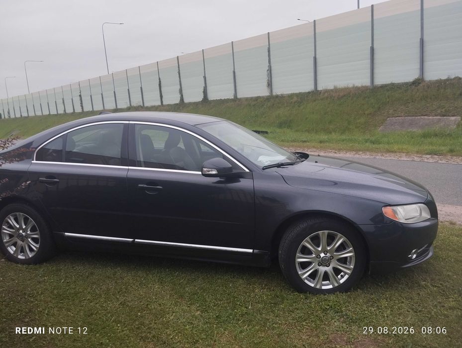 Samochód Volvo s80