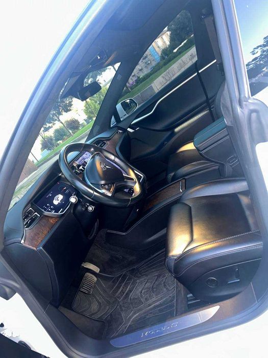 Tesla Model S 2017 VIN 5YJSA1E19HF218531 фото оголошення 14 з 23