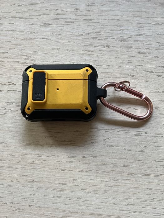Чехол для AirPods Pro
